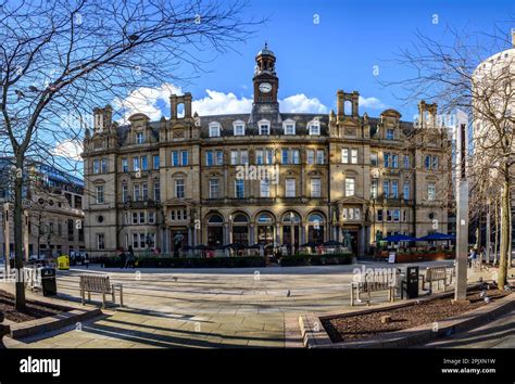 Leeds Westyorkshire England March Facade View Of Leeds City