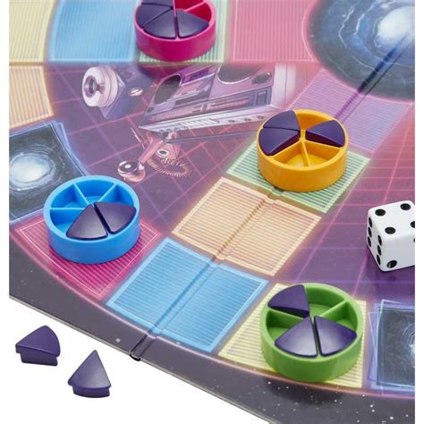 Stranger Things Trivial Pursuit - Wondertoys.nl