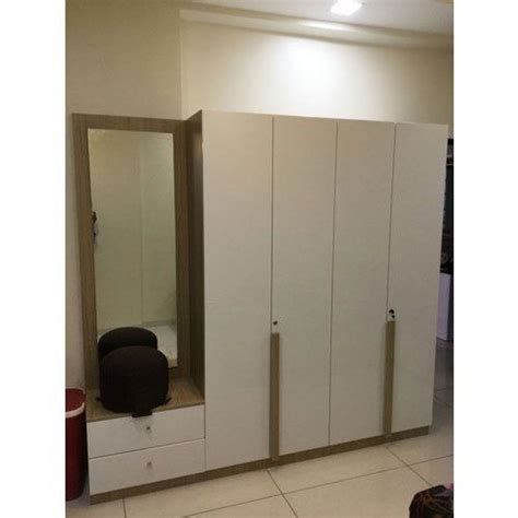 Hinged Open Style Lockable Designer Wooden Wardrobe With Mirror At 8850000 Inr In Nagpur