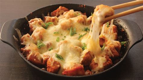 Spicy Fire Chicken With Cheese Cheese Buldak Korean Recipe Buldak