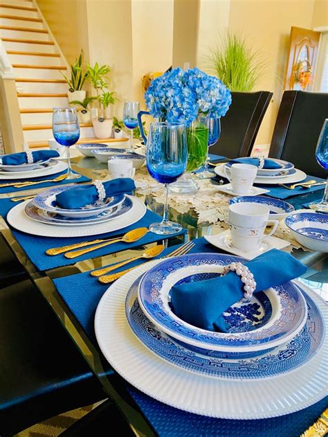 Pin De Jen Tolentino En Johnson Brothers Blue Willow Tablescape