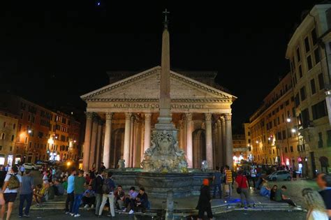 The Pantheon at night - Rome | X days in Y