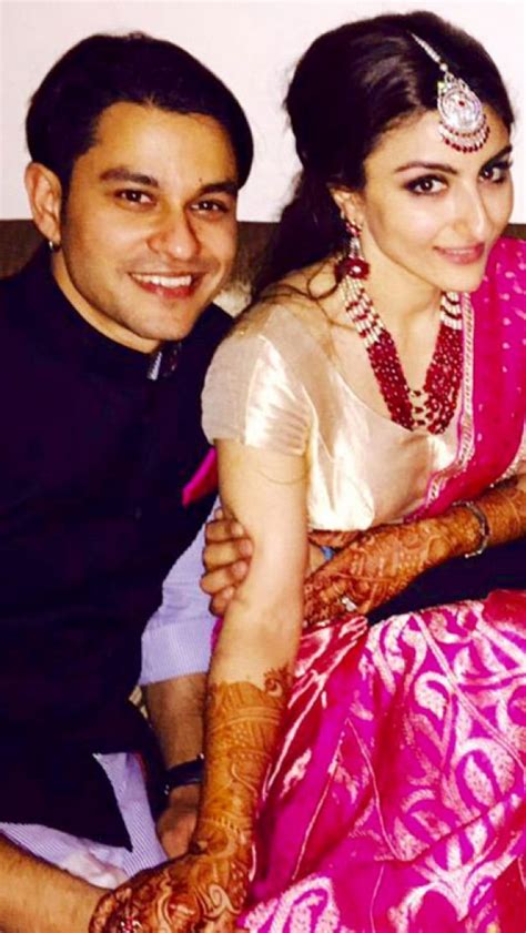 Soha Ali Khan Weds Kunal Khemu Photos Filmibeat