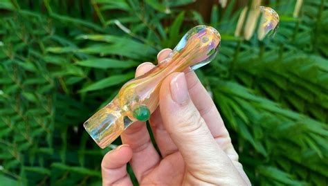 Guide To Packing Glass Blunts Best One Hitters