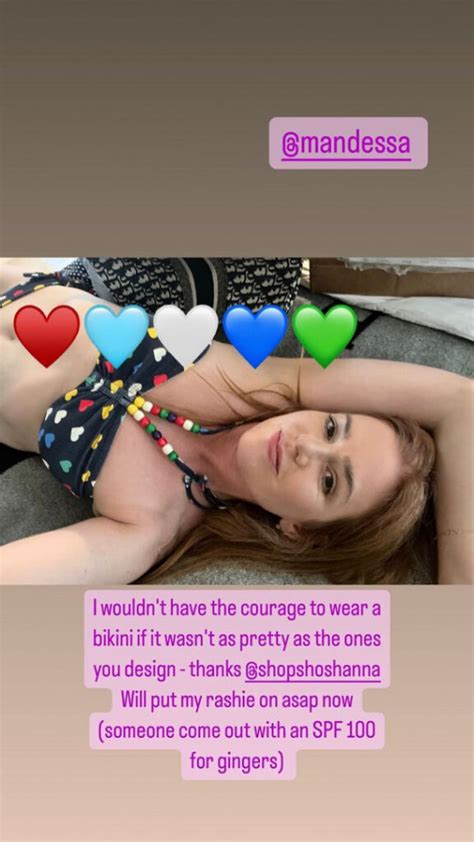 Celeb MILF Petite Isla Fisher Nude Photo The Fappening Leaked Photos