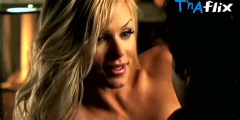 Nikki Ziering Nude Gold Diggers Nikki Schieler Zierin Tnaflix