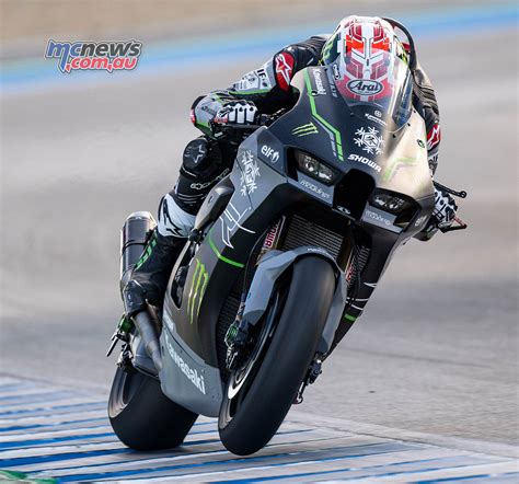 Rea, Lowes and Sykes tested this week with Kawasaki at Jerez | MCNews