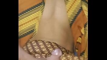 Ngocok Pakai Kain Jarik Sampai Crot XVIDEOS