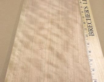 Mahogany Figured Bosse African Cedar Wood Veneer 5 X 29 Raw No Backer 1