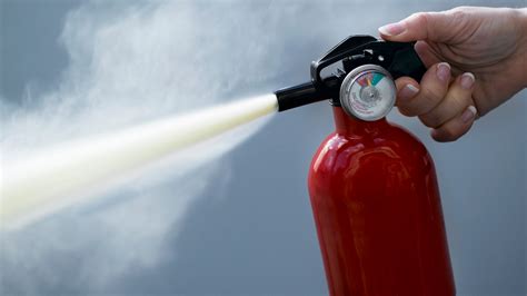 Fire Extinguisher For Kitchen The Top 5 Types Of Kitchen Fire Extinguishers Waron Brain