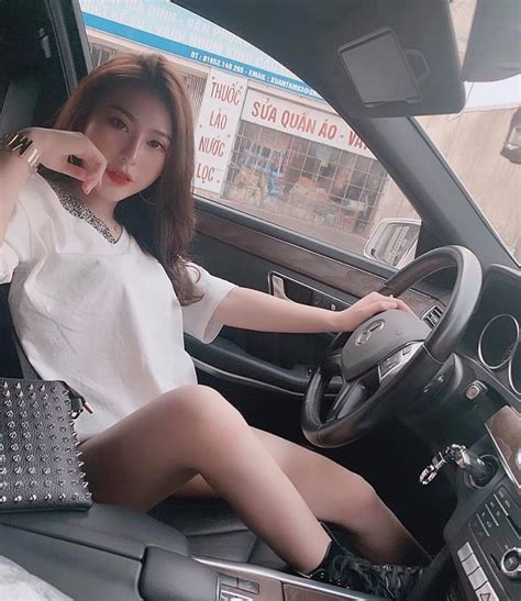 Hot girl Hải Phòng đóng Về nhà đi con bức xúc vì bị đồn đi khách