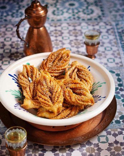 10 Popular Tunisian Desserts and Sweets - Chef's Pencil