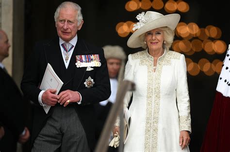 Mort d Elizabeth II comment le roi Charles III a rencontré sa reine