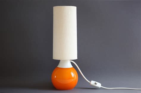 Tischlampe In Orange Aus Den Er Jahren Raumwunder Vintage Wohnen