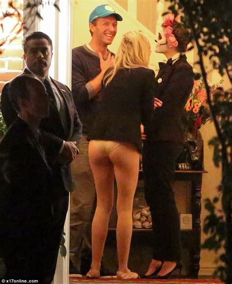 Chris Martin And His Amazing Butt Naked Male Celebrities