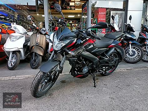 Bajaj Pulsar Ns Ug Model Naked Roadster Motor Motosiklet Ma Azas Ndan S F R