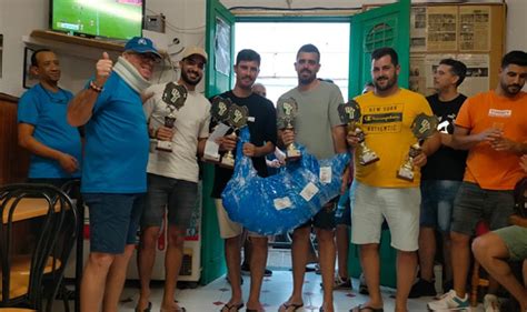 Intoxicados entregan los premios del torneo de envite San Ginés 2023