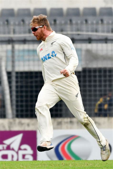 Glenn Phillips Had Shahadat Hossain Caught Behind Espncricinfo