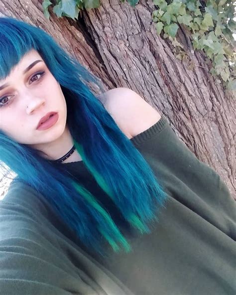 Pin By Lauren On Kylie The Jellyfish Emo Hair Hair Beauty Grunge Hair