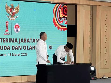 Menko PMK Muhadjir Effendy Resmi Jabat PLT Menpora Gantikan Zainudin Amali