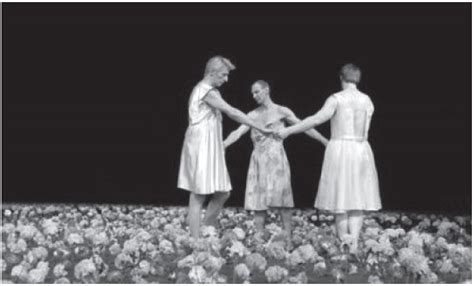 Recordar repetir criar a dança teatro de Pina Bausch