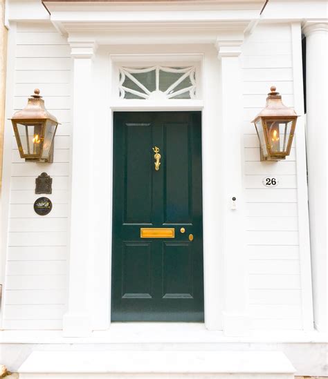 Front Doors of Charleston + How to Style a Front Door - Get Green Be Well