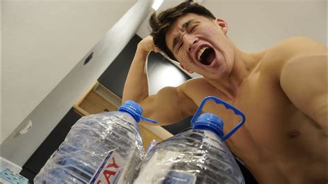 КАК СДЕЛАТЬ ГАНТЕЛИ В ДОМАШНИХ УСЛОВИЯХ ??? - YouTube