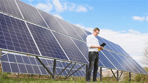 How To Start A Solar Panel Business