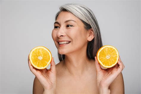 5 Reasons To Add Vitamin C Serum To Your Skincare Routine Skin Tight