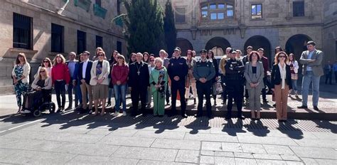 Salamanca Se Suma Al Minuto De Silencio En Memoria De La Abulense De