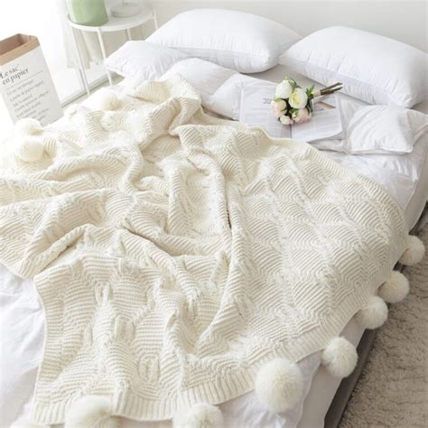 Diamond Chenille Knitted Blanket Throw With Pom Poms 130 X 160cm Feel