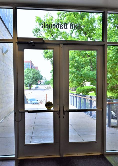 Greenfield Products - Keyed Removable Mullions - AluSpec Inc.