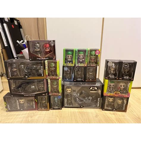 hot toys 蝙蝠俠公仔 整套出售 蝦皮購物