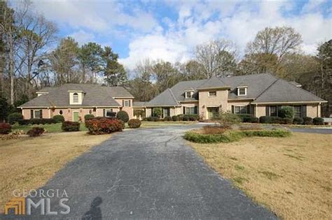 1176 Oleander Dr Lilburn Ga 30047 Zillow