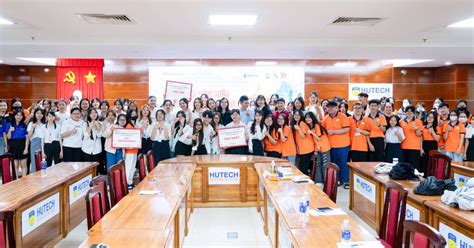 Gay cấn với từng trận tranh tài trong cuộc thi học thuật Tìm hiểu văn hóa Trung Hoa của Khoa