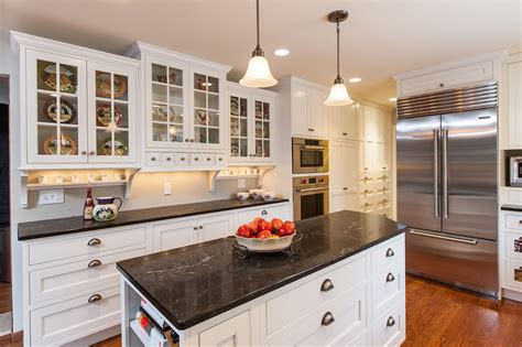 Farmhouse White Inset Kitchen - Crystal Cabinets