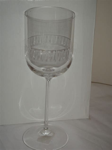 Wedgwood Vera Wang Modern Graphic Crystal Wine Glass Set Of 4 New