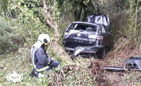 Un Hombre Resulta Herido Al Salirse De La Vía Con Su Coche En Carreño El Comercio