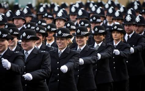 Metropolitan Police Constables Must Be Able To Speak Second Language