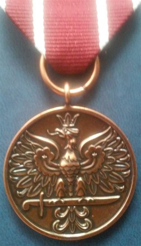 Medal Wojska Polskiego W Muzeum Kolekcji Militarnej I Falerystyki W