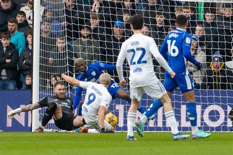 David Prutton Now Predicts The Score When Leeds United Host Preston