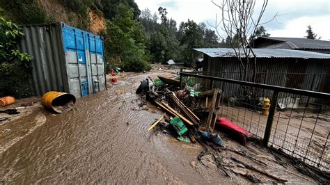 Sistema Frontal Deja Damnificados M S De Mil Viviendas