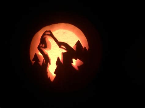 My pumpkin carving this year. : r/timberwolves