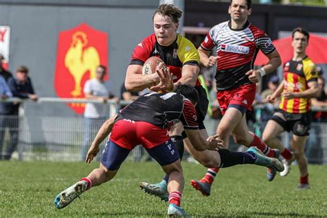 Rugby R Le Rcm Se Qualifie Pour Les Huiti Mes Du Championnat De