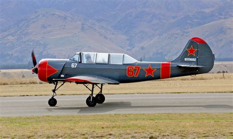 Yakovlev Yak 52 The Yakovlev Yak 52 Як 52 Is A Soviet Pr Flickr