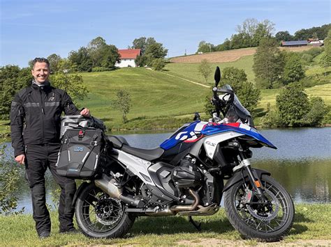 Bmw R Gs Im Vergleich Mit Triumph Tiger Rally Pro