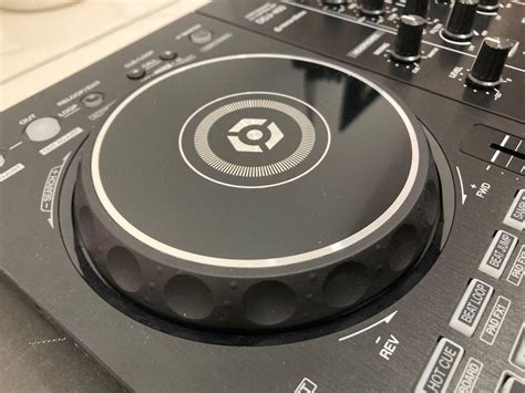 Pioneer DDJ 400, Audio, Portable Audio Accessories on Carousell