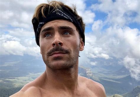 Zac Efron Hospitalizado Em Espanha Após Acidente Em Piscina