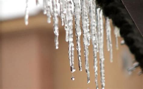 How Do Icicles Form? - Icicle Formation and Types