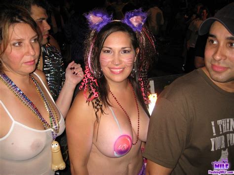 FlashingMILF Real Life MILFs Flashing Tits And Pussy In Public